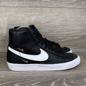 Nike Blazer Mid ‘77 SE “Sisterhood” Women’s Sz 8 Black Metallic Gold Sneakers